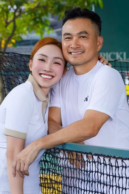 Doanh nhân Lý Thùy Chang sinh năm 1989, kém diễn viên Chi Bảo 16 tuổi. Cả hai kết hôn vào năm 2021. Ảnh: FB Thùy Chang.