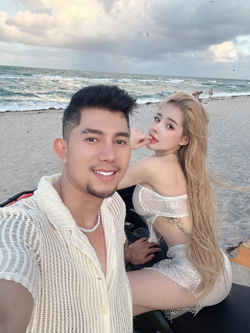 Năm 2021, Lương Bằng Quang - Ngân 98 chơi trò đố vui ghép chữ. Vì thua hot girl, nam nhạc sĩ phải trả lời câu hỏi số người từng hẹn hò. Lương Bằng Quang cho biết, anh từng qua tay 14 người phụ nữ, trong đó có 4 người được công khai. Ảnh: FB Lương Bằng Quang.