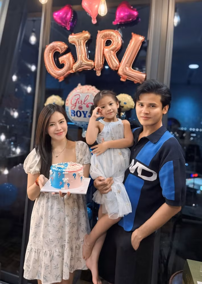 Con gái đầu lòng của Vũ Ngọc Ánh càng lớn càng xinh xắn. Ảnh: FB Vũ Ngọc Ánh.