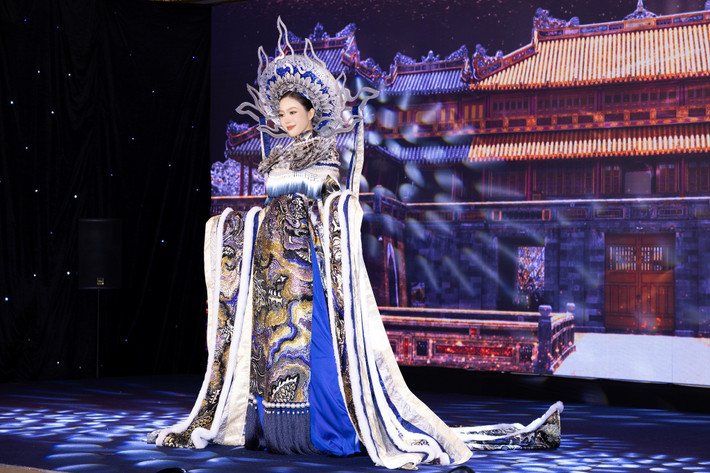 Nàng hậu cho biết, buổi lễ nhận sash là nơi cô gửi đến khán giả thành quả sau nhiều ngày tập luyện cũng như hy vọng của bản thân khi đến với hành trình tại Miss International 2025 ở Nhật Bản. Ảnh: FB Kiều Duy.