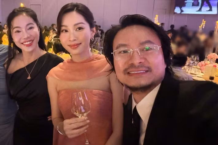 Đặng Thu Thảo khoe nhan sắc ngọt ngào, gợi cảm sau 3 lần sinh nở. Ảnh: FB Phạm Kim Dung.