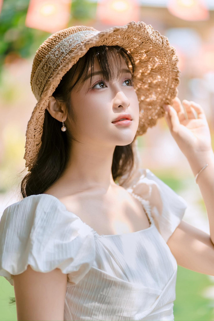 Nhiều khán giả đặt kỳ vọng trong tương lai, nữ diễn viên sinh năm 2008 sẽ tiếp tục tỏa sáng.