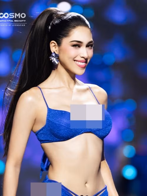 Khi Á hậu Miss Cosmo 2025 diện trang phục áo tắm, nhan sắc của cô càng nổi bật và cuốn hút hơn bao giờ hết. Ảnh: Miss Cosmo.