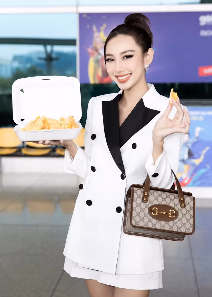 Thùy Tiên theo đuổi phong cách thanh lịch, sang trọng. Ảnh: Dân Việt.