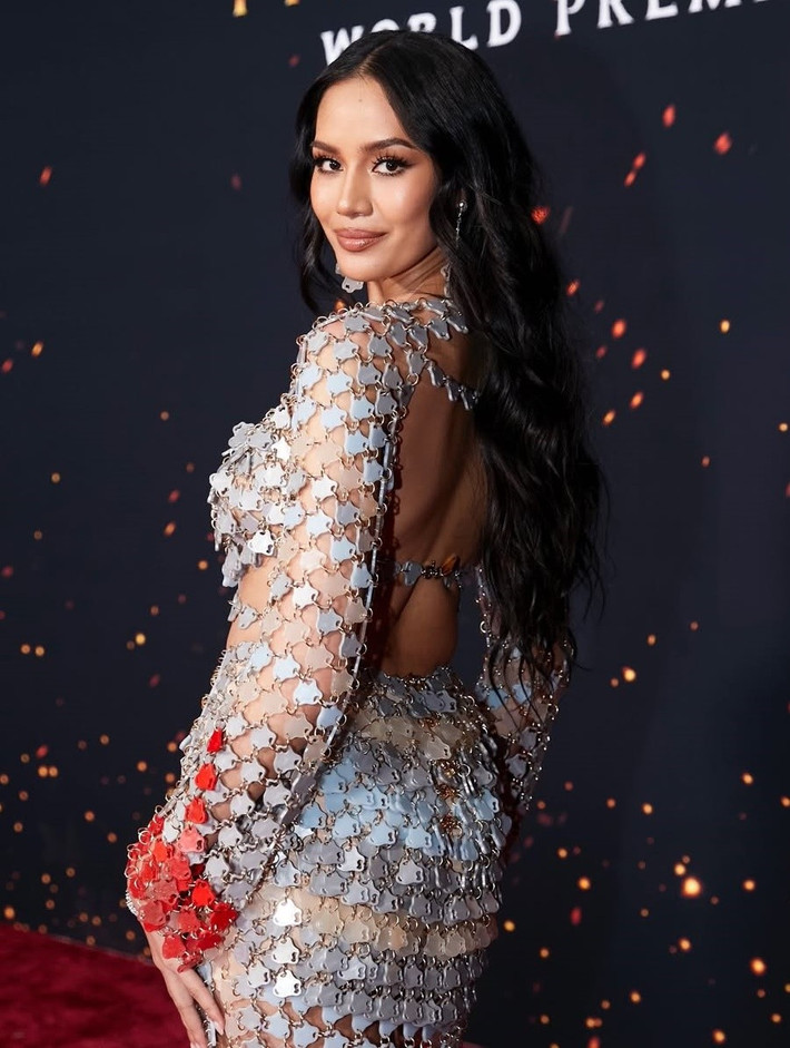 Opal gây chú ý khi tham gia các sự kiện giải trí. Nhiều khán giả nhận xét đương kim Hoa hậu Thế giới ngày càng quyến rũ, sắc sảo. Ảnh: Instagram Opal Suchata Chuangsri.