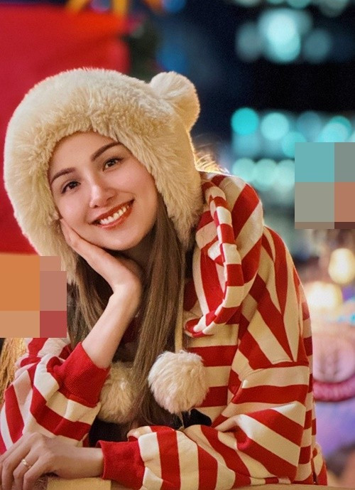 Người đẹp sinh năm 1990 khoe vẻ rạng rỡ. Trên trang cá nhân, Diễm Hương cho biết, hiếm người lạ nhận ra cô đang mang bầu vượt mặt.