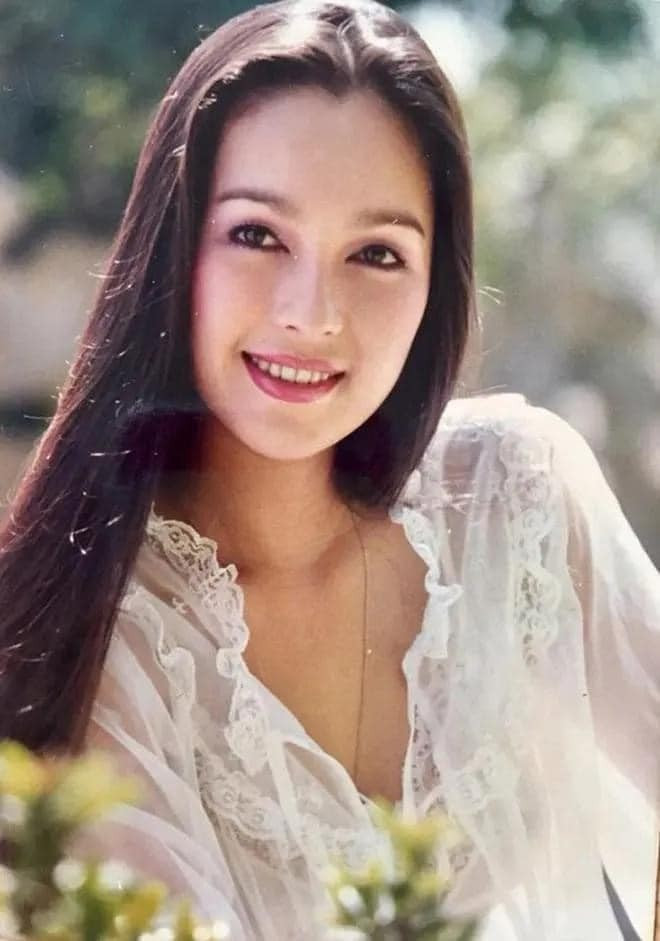 Diễm My chia sẻ trên Vietnamnet, cô đã có những trăn trở khi lựa chọn lùi lại phía sau sự nghiệp ở thời điểm rực rỡ sau khi kết hôn. Tuy nhiên, cô chưa từng hối tiếc Ảnh: FB Diễm My.