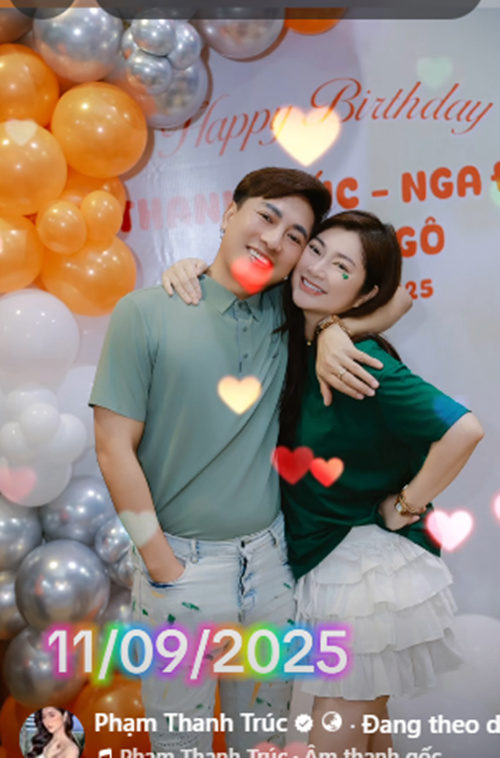 Theo Tiền Phong, Thanh Trúc khởi nghiệp trong vai trò ca sĩ từ năm 15 tuổi, nhưng được biết đến rộng rãi với vai trò diễn viên. Cô đóng hơn 50 tác phẩm như Những đóa ngọc lan, Hạnh phúc muộn màng, Tình án, Trà táo đỏ.