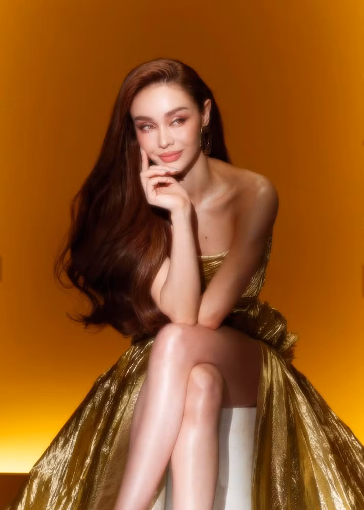 Từ khi vào showbiz, “bông hồng lai” luôn cố gắng tránh ồn ào, thị phi. Ảnh: FB Mlee.