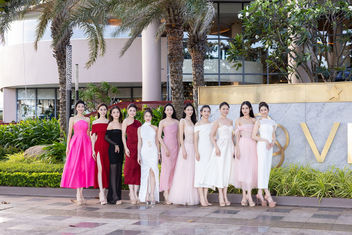 Tuyên Dương chuộng phong cách ngọt ngào khi tham gia Miss World Vietnam 2025.