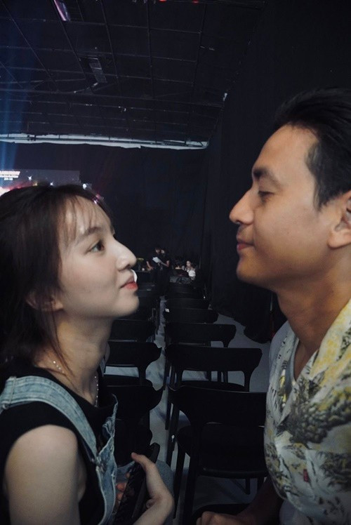 "Trong vòng 6 tháng anh sẽ cưới em. Nếu em quen anh thì mình tiến tới luôn. Nếu giận hờn, chia tay thì em là người mệt, chứ anh không buồn vì anh quá quen rồi", Ngọc Thuận ngỏ lời với Bích Ngọc. Ảnh: FB Ngọc Thuận.