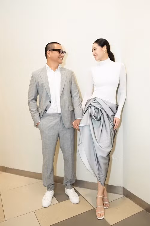 Nàng hậu cảm thấy cuộc sống không áp lực vì có chồng chiều chuộng và nhường nhịn. Ảnh: FB Khánh Vân.