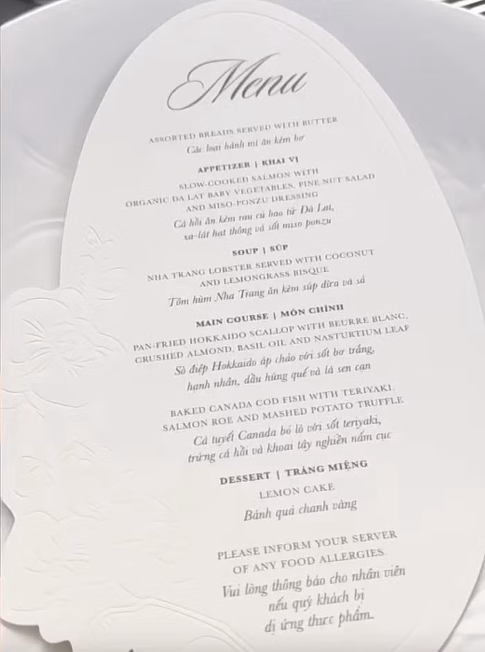 Thực đơn đám cưới gồm các món từ cá hồi, tôm hùm, sò điệp, cá tuyết. Ảnh: Saostar.