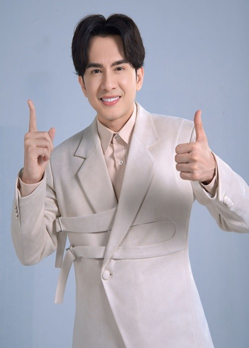 Ca sĩ Đan Trường đóng tài khoản đã dùng để kêu gọi từ thiện và chuyển tiền đến Ban vận động cứu trợ tỉnh Đắk Lắk hơn 170 triệu đồng, Ủy ban MTTQ Việt Nam tỉnh Khánh Hòa 100 triệu đồng. Đan Trường cũng sao kê quyên góp từ ngày 23/11 đến ngày 24/11. Ảnh: FB Đan Trường.