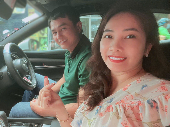 Trúc Trương là hậu phương vững chắc của Cao Minh Đạt. Cô thường xuyên quảng bá các dự án phim của Cao Minh Đạt trên mạng xã hội. Ảnh: FB Trúc Trương Cao Minh Đạt.