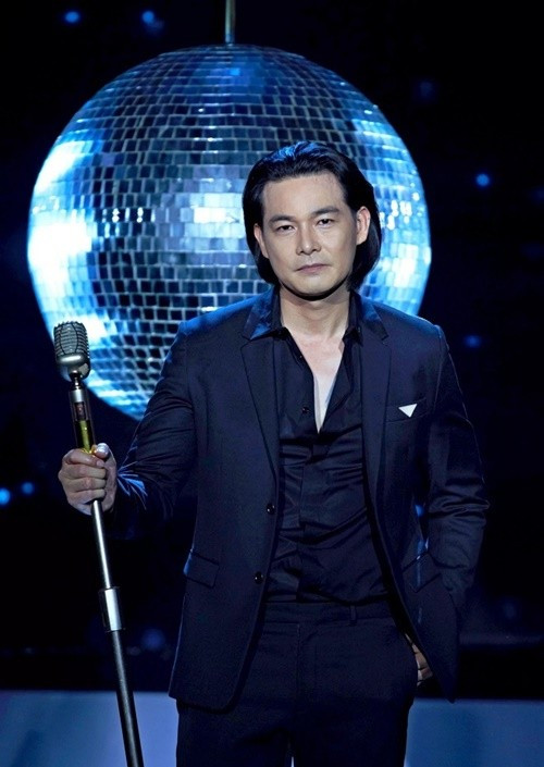 Trong cuộc phỏng vấn với Vietnamnet, Quách Ngọc Ngoan cho biết, tập 1 Tình Bolero giống như là một vạch xuất phát, việc đứng trước vạch xuất phát khiến anh thấy mình trẻ lại. "Cảm giác này chỉ có vài lần trong đời. Bolero, dân ca, quê hương là thứ nhạc chảy trong máu tôi. Tôi dân miền Tây mà, thi Bolero đúng kiểu ''lá rụng về cội'', anh nói. Ảnh: Vietnamnet.