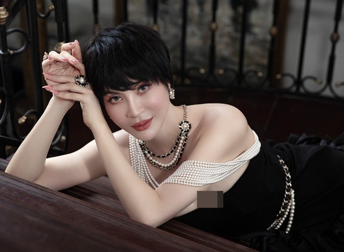 Nữ MC cho rằng tình yêu của cô ở tuổi này không còn bồng bột, sốc nổi như xưa nữa. Ảnh: FB Thanh Mai.