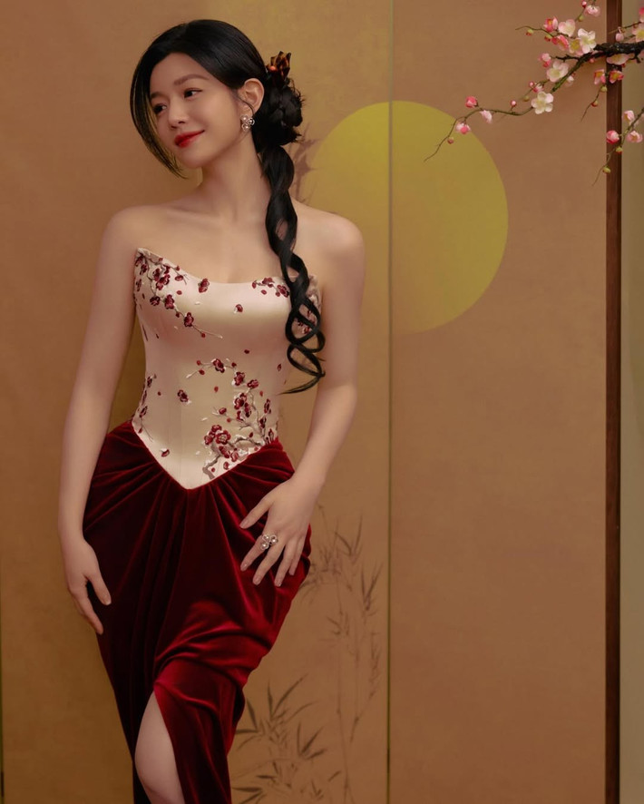 Nhiều khán giả thừa nhận họ tìm thấy sự đồng cảm trong hành trình chữa lành và tái sinh của nhân vật, cũng như trong chính câu chuyện đời thực của Trần Nghiên Hy. Ảnh: Instagram Trần Nghiên Hy