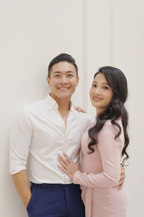 Cặp đôi quay nhiều clip vui vẻ, hài hước rồi đăng tải trên trang cá nhân.