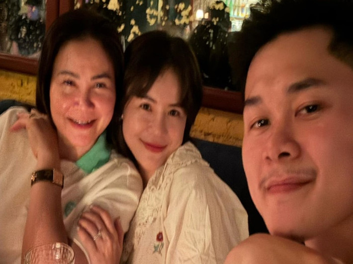 Nữ ca sĩ được mẹ chồng yêu thương trước cả khi làm đám cưới. Ảnh: FB Thái Trinh.