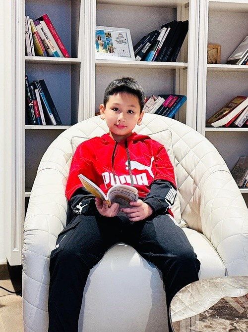 Con trai Lã Thanh Huyền đang sống trong biệt thự gần 60 tỷ đồng. Ảnh: FB Lã Thanh Huyền.