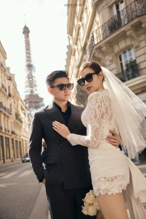 Sau hôn lễ vào ngày 22/10, Hoa hậu Đỗ Thị Hà khoe bộ ảnh cưới. Cô và doanh nhân Viết Vương bí mật thực hiện loạt ảnh ở châu Âu. Ảnh: FB Đỗ Thị Hà.