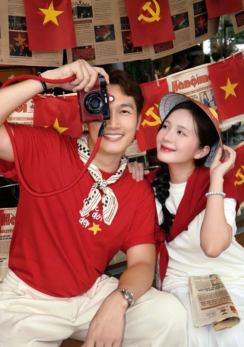 Ngọc Huyền và Đình Tú kết hôn vào tháng 6/2025, dự định tổ chức đám cưới vào tháng 11/2025. Ảnh: FB Ngọc Huyền.