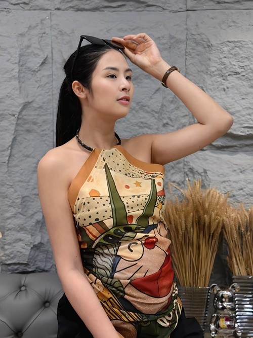 Ngọc Hân biết ơn vì đã có một tuổi trẻ thật rực rỡ. Giờ đây, cô háo hức chờ đợi những niềm vui mới ở chặng đường phía trước. Ảnh: FB Ngọc Hân.