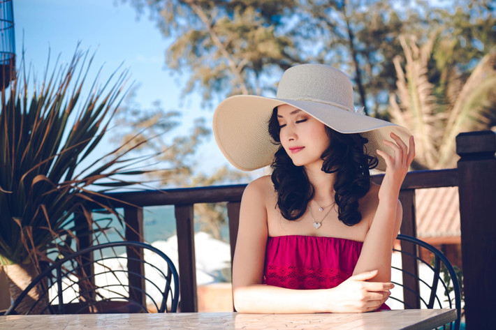 Gắn bó 2 năm, Lan Phương chia tay bạn trai luật sư vì không nhìn thấy tương lai. Trong khi Lan Phương không thể hy sinh sự nghiệp sang Brunie sinh sống. Còn bạn trai Lan Phương không từ bỏ công việc sang Việt Nam định cư. Ảnh: FB Lan Phương.