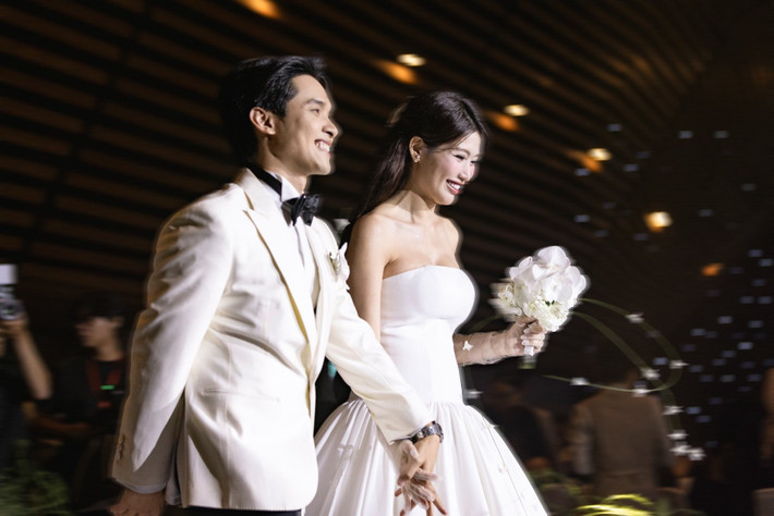 Vợ chồng Quỳnh Châu kết hôn năm 2024 sau 5 năm hẹn hò. Ảnh: FB Quỳnh Châu.