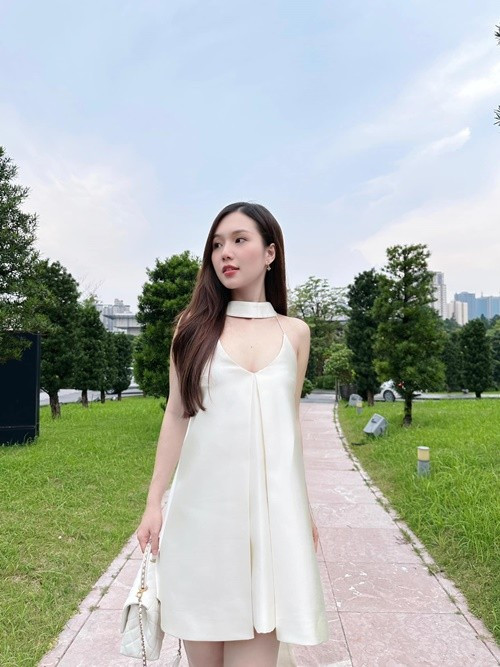 Doanh nhân Minh Chiến cũng thích Ngọc Anh làm đẹp, ăn mặc quyến rũ. Ảnh: FB Ngọc Anh.