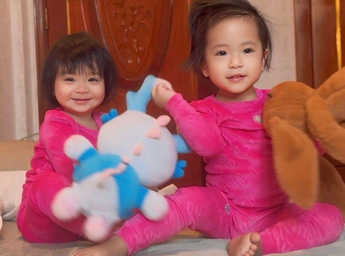 Con gái Thanh Trúc và ái nữ nhà Kha Ly đều gây chú ý mỗi khi xuất hiện. Ảnh: FB Kha Ly.