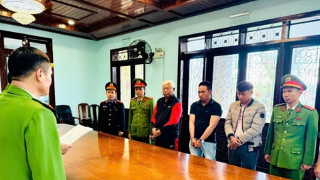 Huế: Khởi tố 3 đối tượng khai thác trái phép hơn 11.000m² cao lanh tại A Lưới