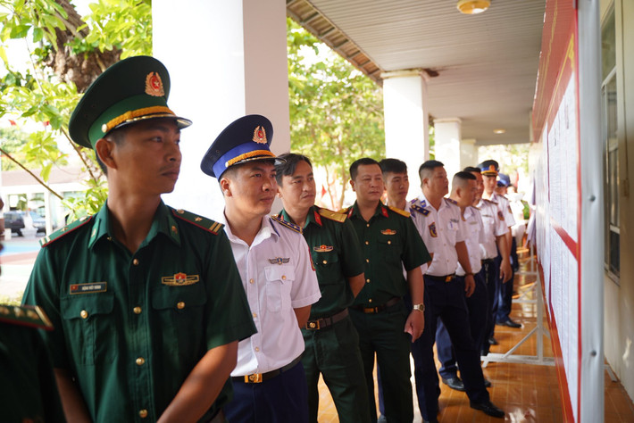 Đặc khu Côn Đảo có 5 đơn vị bầu cử với 10 khu vực bỏ phiếu. Qua rà soát, toàn đặc khu có 7.883 cử tri tham gia bầu cử ĐBQH và đại biểu HĐND TPHCM; đồng thời có 4.137 cử tri tham gia bầu cử đại biểu HĐND đặc khu