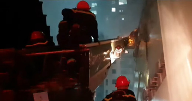 Thủ tướng yêu cầu điều tra làm rõ trách nhiệm vụ cháy quán karaoke ở Bình Dương khiến 32 người chết - Hình 2 Thu tuong yeu cau dieu tra lam ro trach nhiem vu chay quan karaoke o Binh Duong khien 32 nguoi chet-Hinh-2