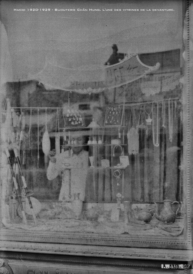 Cuộc sống sinh động ở Hà Nội thập niên 1920 qua loạt ảnh hiếm - Hình 10 Cuoc song sinh dong o Ha Noi thap nien 1920 qua loat anh hiem-Hinh-10