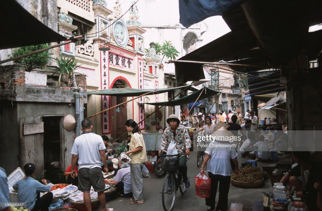 Cuộc sống ở Hà Nội 20 năm trước qua loạt ảnh nhiều cảm xúc - Hình 7 Cuoc song o Ha Noi 20 nam truoc qua loat anh nhieu cam xuc-Hinh-7