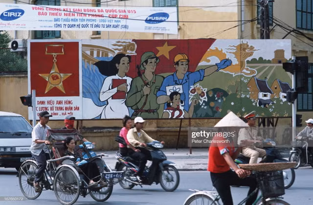 Cuoc song o Ha Noi 20 nam truoc qua loat anh nhieu cam xuc-Hinh-11