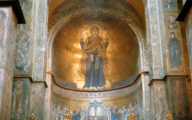 Cuộc sống ở Ukraine năm 1977 qua ảnh hiếm từ phương Tây - Hình 4 Cuoc song o Ukraine nam 1977 qua anh hiem tu phuong Tay-Hinh-4