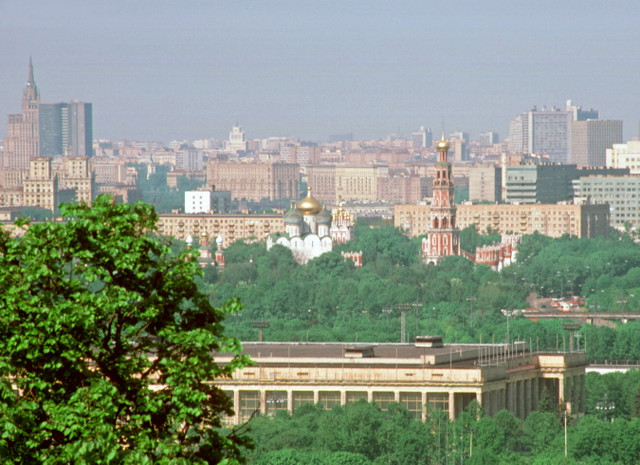 Những địa danh nổi tiếng ở Moscow năm 1985 - Hình 15 Nhung dia danh noi tieng o Moscow nam 1985-Hinh-15