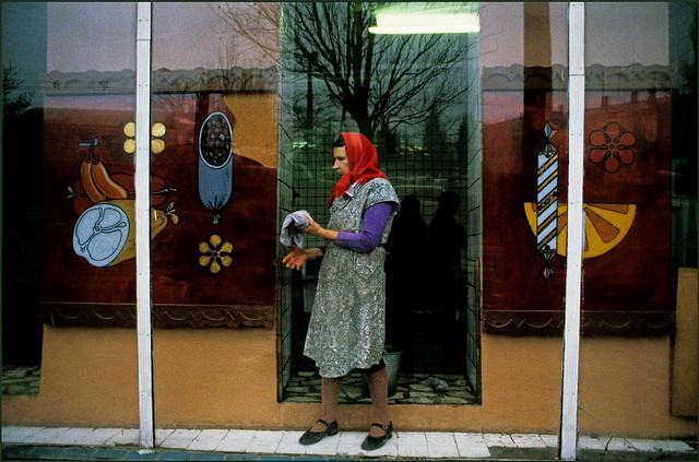 Những khoảnh khắc êm đềm của cư dân Odessa, Ukraine năm 1982 - Hình 6 Nhung khoanh khac em dem cua cu dan Odessa, Ukraine nam 1982-Hinh-6