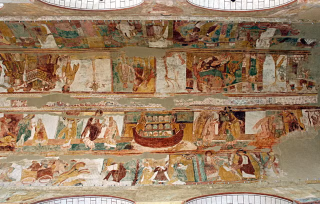 Choang ngop khi thay tu vien Saint-Savin-sur-Gartempe-Hinh-14