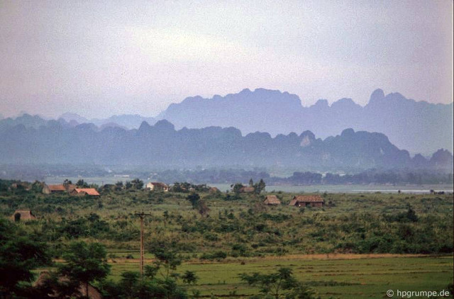 Lặng người trước vẻ đẹp hoang sơ của Ninh Bình năm 1991 Lang nguoi truoc ve dep hoang so cua Ninh Binh nam 1991