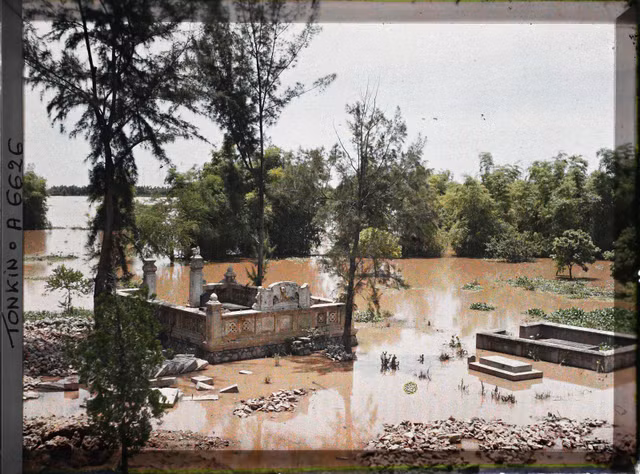 Khung cảnh làng quê tỉnh Hà Đông năm 1915 qua loạt ảnh màu quý - Hình 16 Khung canh lang que tinh Ha Dong nam 1915 qua loat anh mau quy-Hinh-16