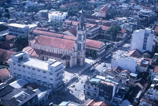 Hinh anh quy nha tho co quy mo nhat Sai Gon truoc 1975-Hinh-3