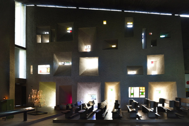 Bất ngờ với nhà nguyện có kiến trúc kỳ lạ nhất thế giới - Hình 9 Bat ngo voi nha nguyen co kien truc ky la nhat the gioi-Hinh-9