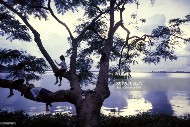Ha Noi nam 1994 sinh dong qua ong kinh nhiep anh gia Phap (2)-Hinh-6