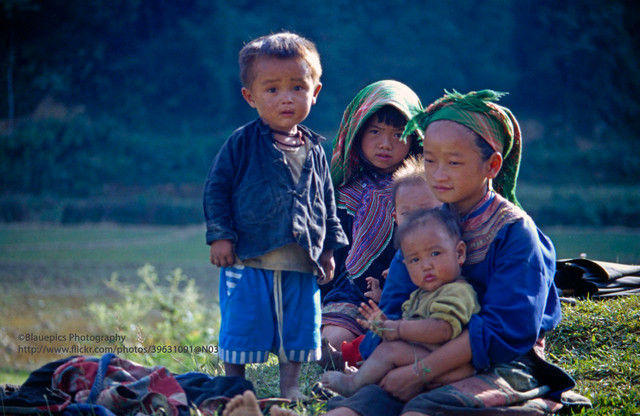 Loạt ảnh không thể rời mắt ở Lào Cai năm 1998 - Hình 9 Loat anh khong the roi mat o Lao Cai nam 1998-Hinh-9