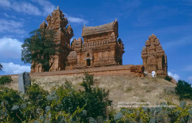 Phan Rang va Nha Trang nam 1993 cuc tho mong qua ong kinh khach Duc-Hinh-3