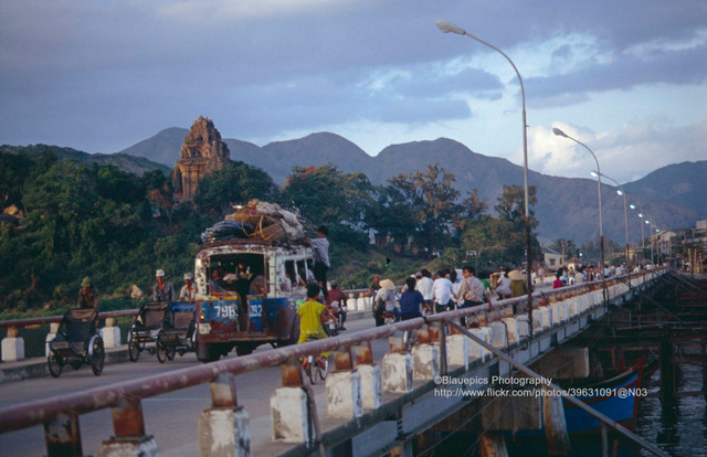 Phan Rang và Nha Trang năm 1993 cực thơ mộng qua ống kính khách Đức - Hình 8 Phan Rang va Nha Trang nam 1993 cuc tho mong qua ong kinh khach Duc-Hinh-8